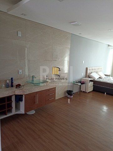 Casa 4 dormitórios no bairro Nonoai