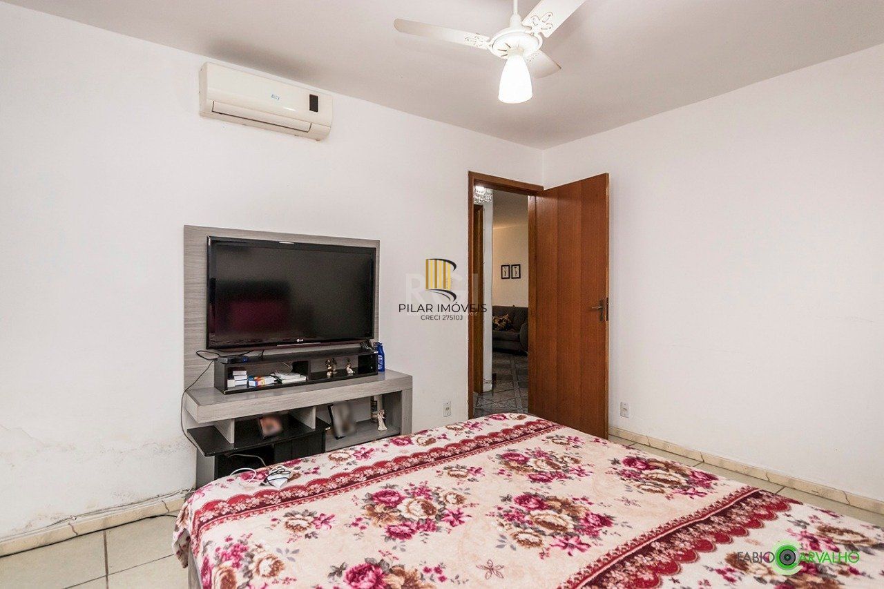 Casa para Venda - 168m², 3 dormitórios, sendo 1 suites, 3 vagas - Medianeira
