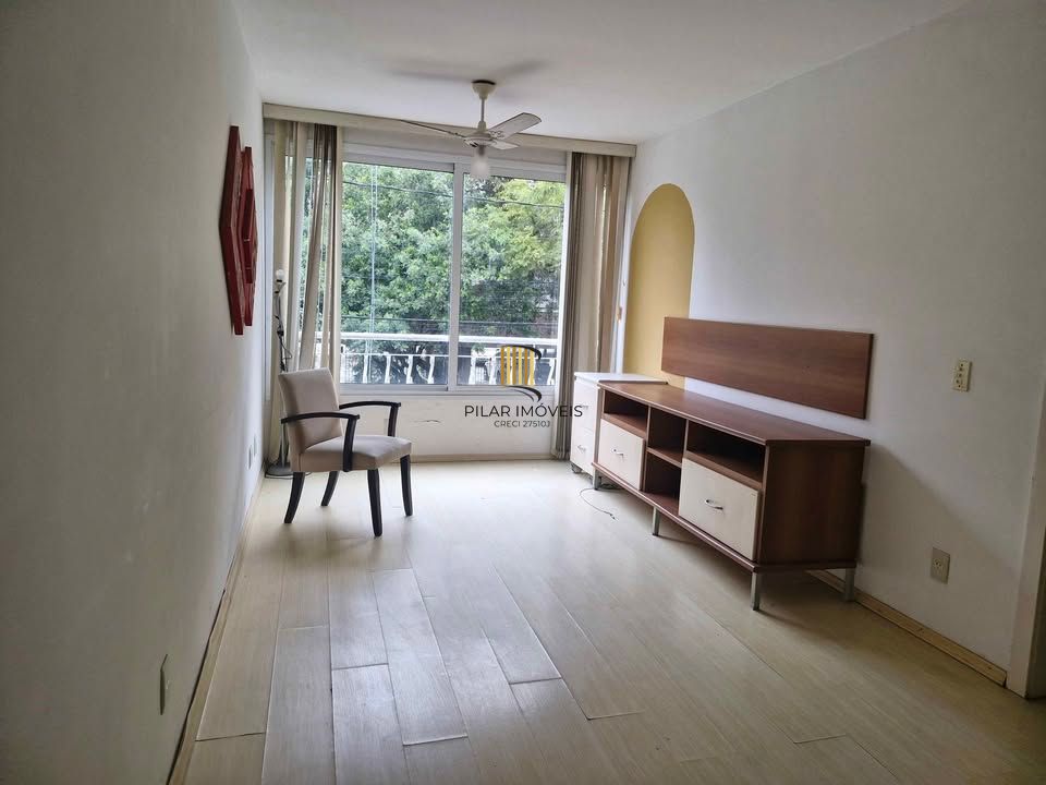 Apartamento Um dormitório/ vaga coberta/Menino Deus