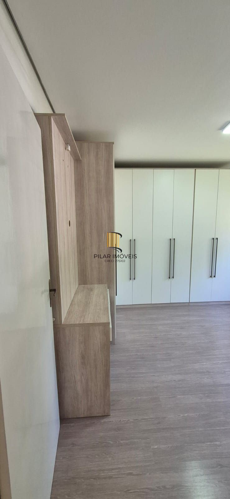 Apartamento 2 Dormiótios / Cond. fechado/ piscina/ excelente localização