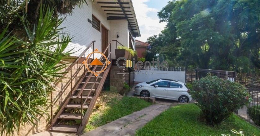 Casa 4 dormitórios no bairro Chácara das Pedras