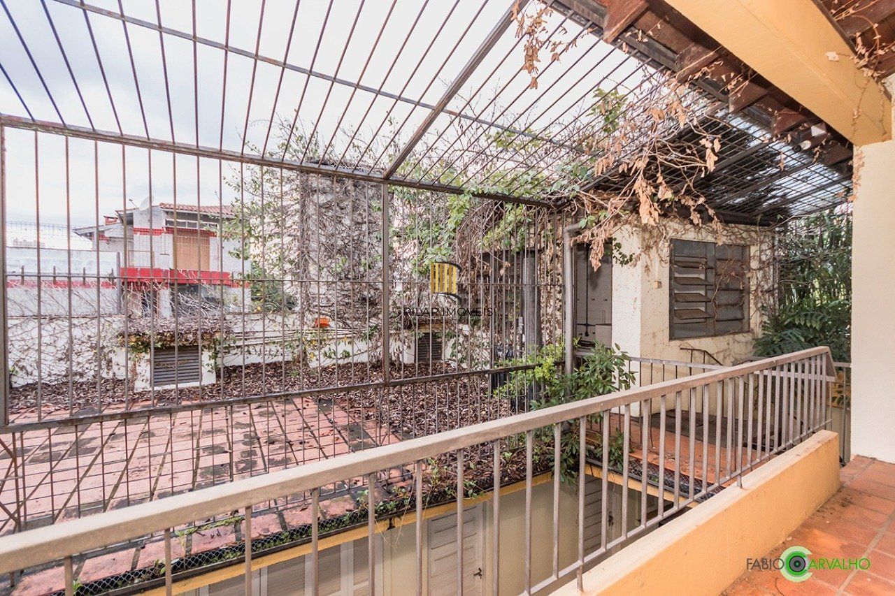 Casa para Venda - 307m², 4 dormitórios, sendo 2 suites, 3 vagas - Higienópolis