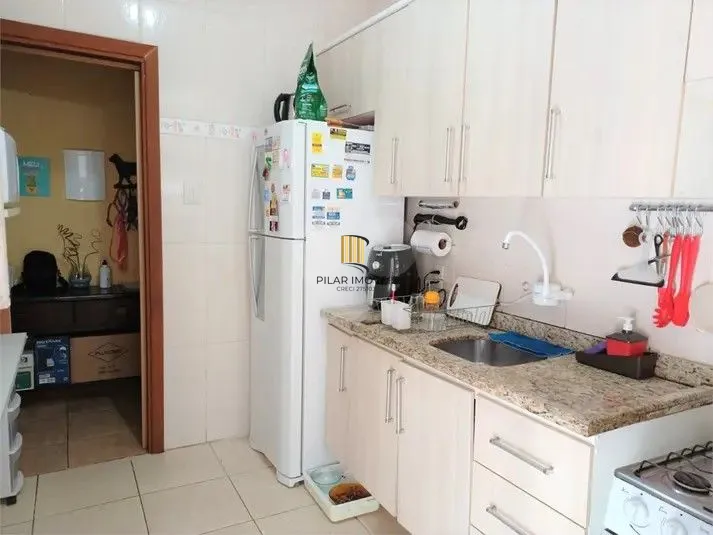 Apartamento a venda no Bairro Menino Deus / 3 Dormitórios