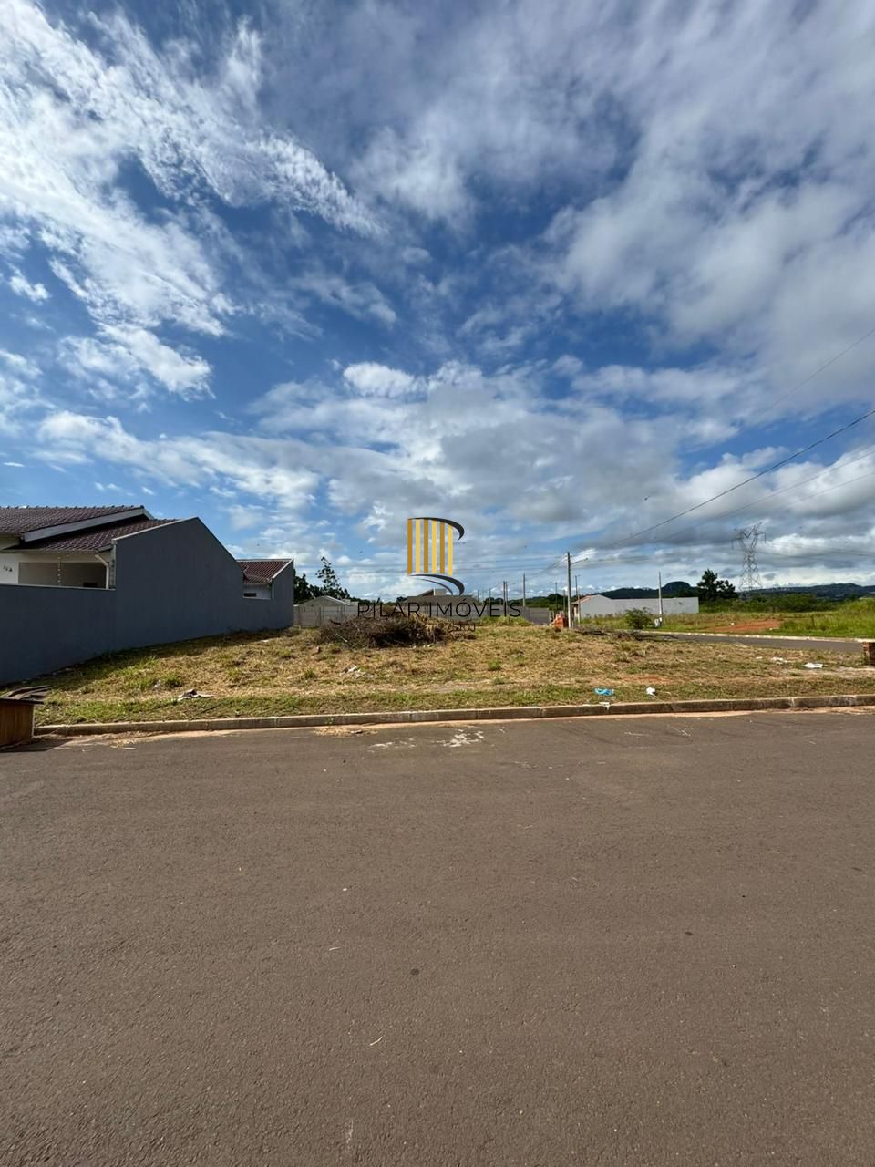 Terreno 294m²/ Bairro são jose/ de esquina