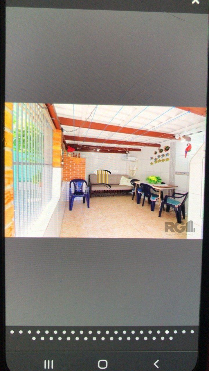 Casa para Venda - 247.5m², 3 dormitórios, 2 vagas - Petrópolis