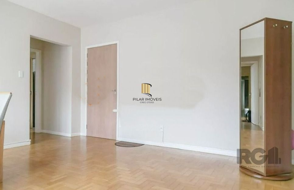 APARTAMENTO 3 DORMITÓRIOS COM GARAGEM NO BAIRRO FARROUPILHA EM PORTO ALEGRE