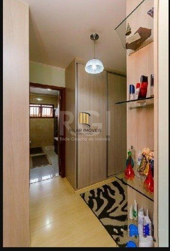 Casa 3 dormitórios no bairro Sarandi