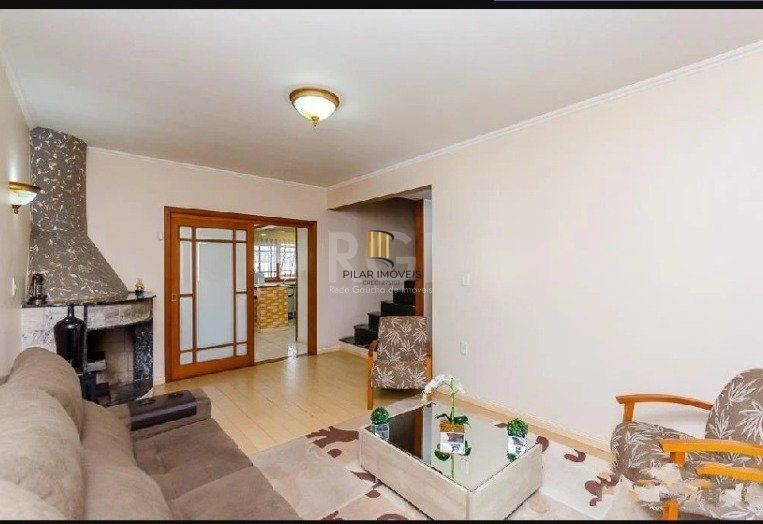 Casa 3 dormitórios no bairro Sarandi