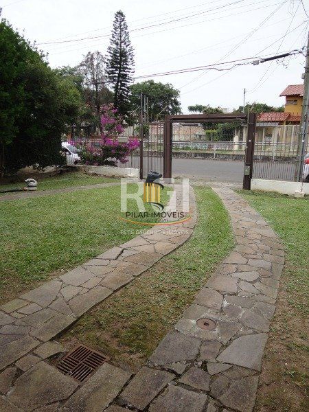 Casa para Venda - 100m², 3 dormitórios, 4 vagas - Guarujá