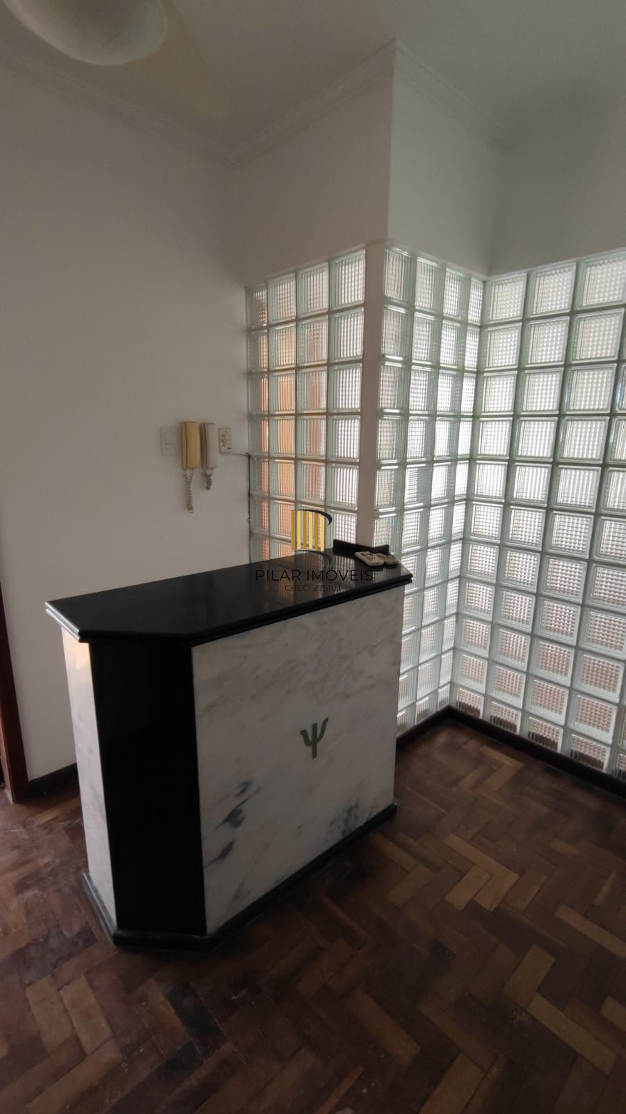 Sala comercial à venda/Porto Alegre/ Bom Fim/ frente HPS/ 70m²/