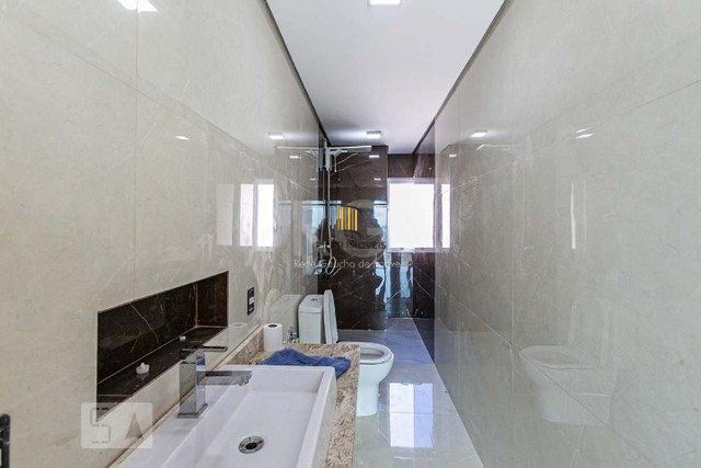 Casa 4 dormitórios no bairro Nonoai