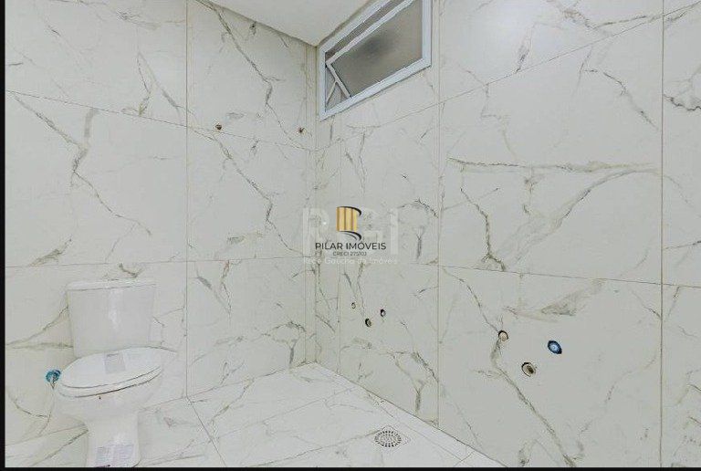 Casa para Venda - 220m², 3 dormitórios, sendo 2 suites, 2 vagas - Partenon