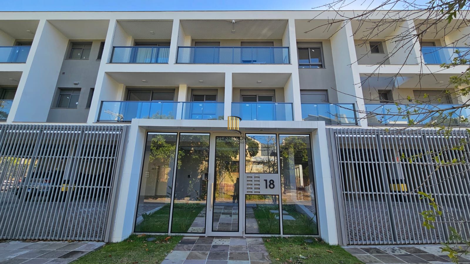 Apartamento Novo com 2 Vagas e Sacada na Chácara das Pedras - Pilar Imóveis