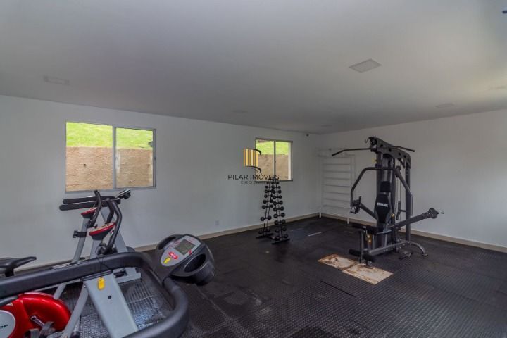 Apartamento / 2 Dormitórios / Sacada com Churrasqueira / 1 Vaga / Morro Santana / Porto Alegre / RS