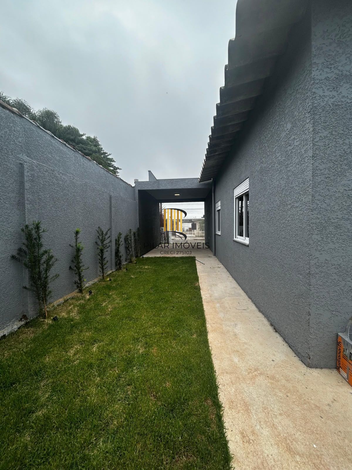 Casa a venda no bairro Parque Ipiranga - Gravatai