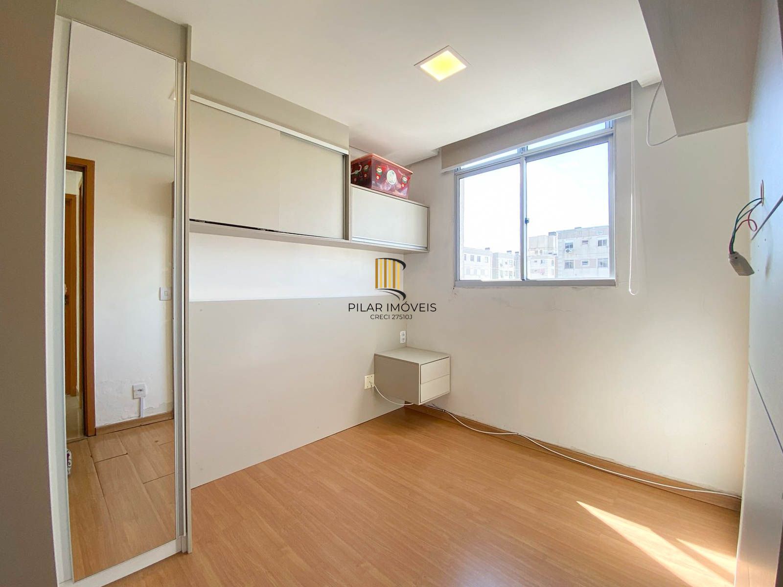 Apartamento / 2 Dormitórios / Sacada com Churrasqueira / 1 Vaga / Morro Santana / Porto Alegre / RS