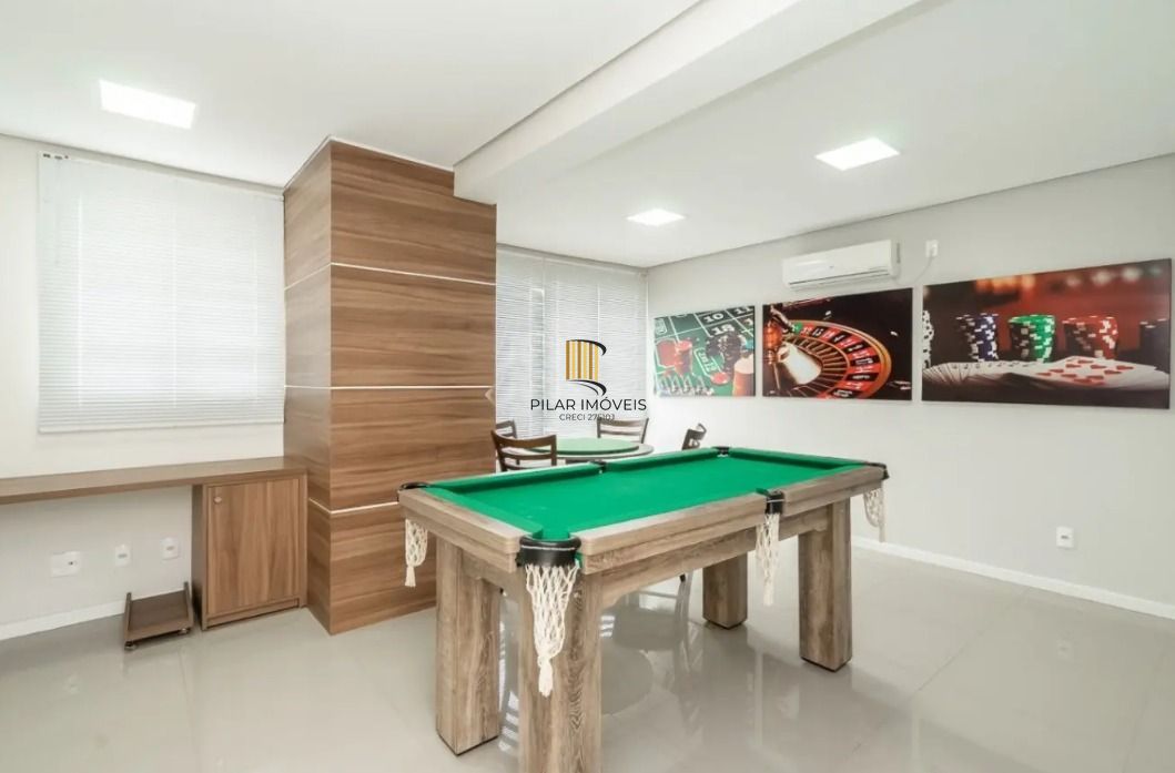 Apartamento com 2 quartos e 79m² à venda em Passo da Areia, Porto Alegre.