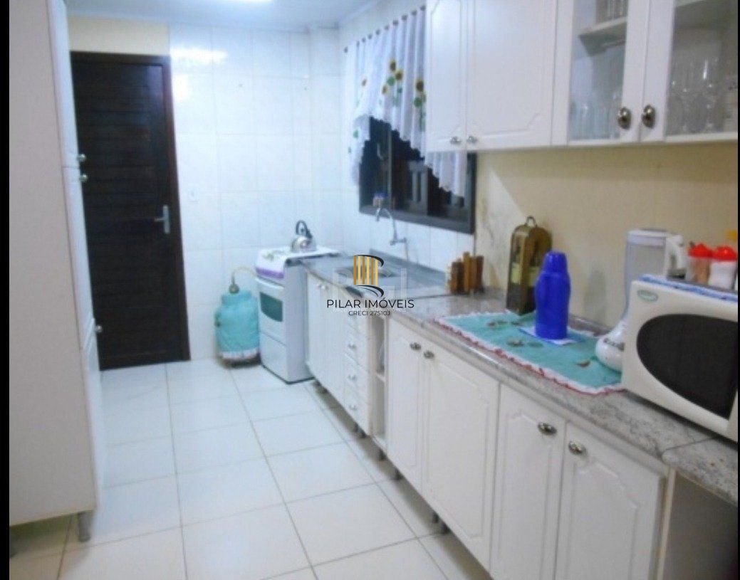 Casa para Venda - 147m², 3 dormitórios, 2 vagas - Rubem Berta
