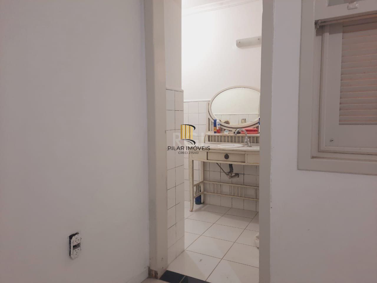 Apartamento para Venda - 107m², 2 dormitórios, sendo 1 suites, 1 vaga - Floresta