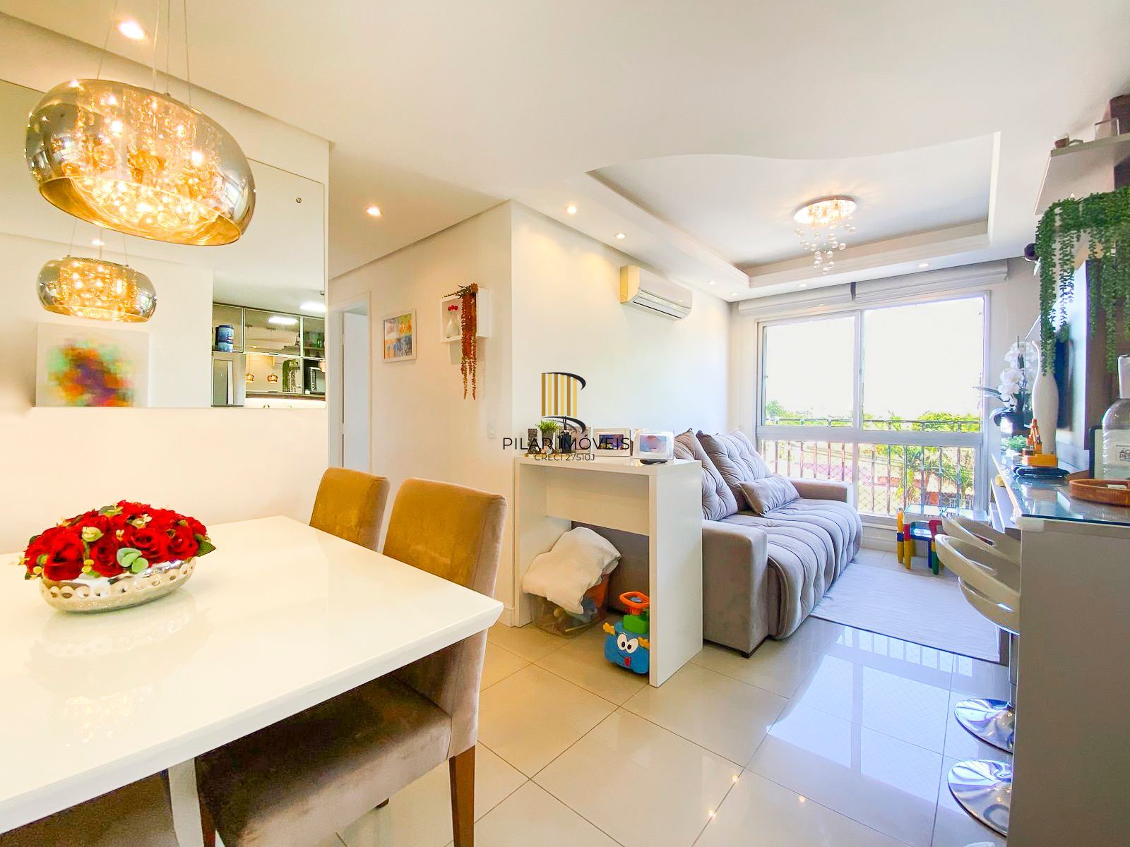 Apartamento / 2 Dormitórios / 1 Vaga / Semi mobiliado / Jardim Itu / Porto Alegre / RS