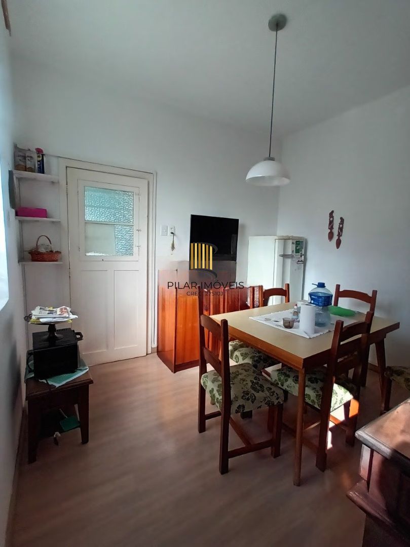 Casa a venda Bairro Higienópolis / 2 dorm / 2 vagas