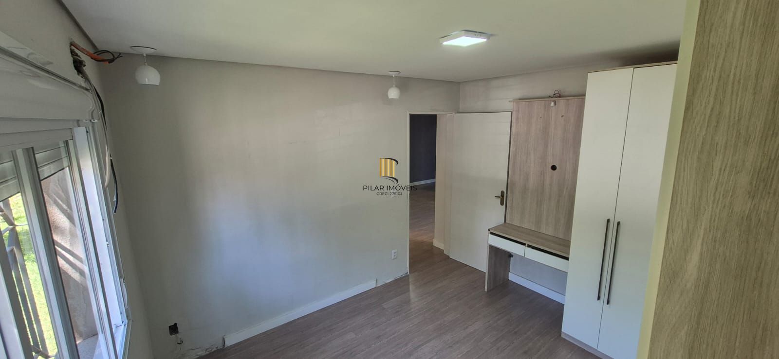 Apartamento 2 Dormiótios / Cond. fechado/ piscina/ excelente localização