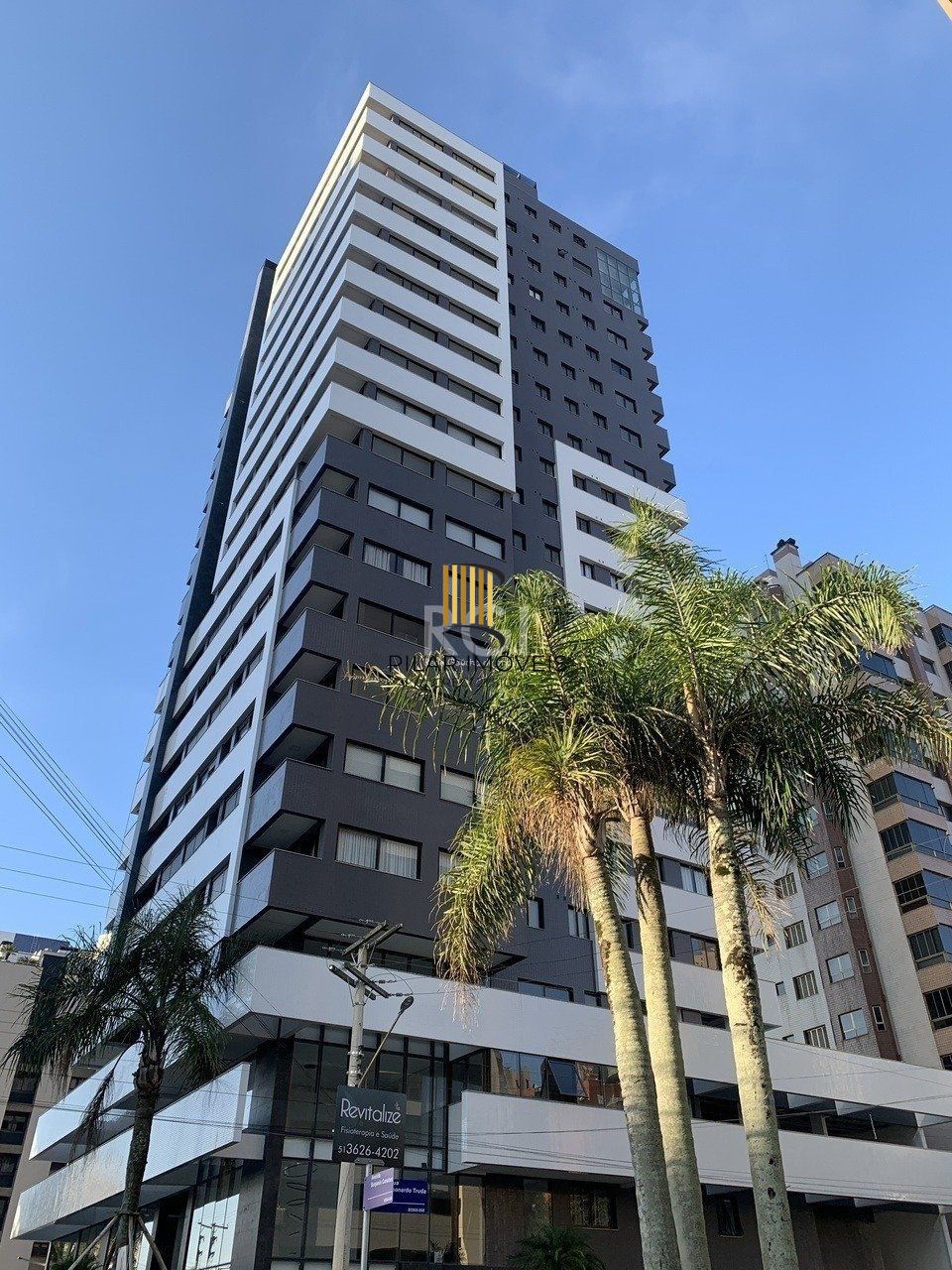 Apartamento para Venda - 120m², 3 dormitórios, sendo 1 suites, 2 vagas individuais - Centro