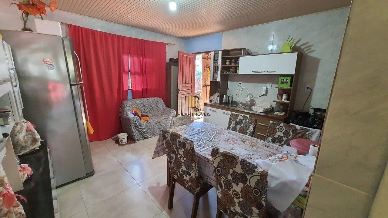 Casa 3 dormitórios no bairro São Luiz