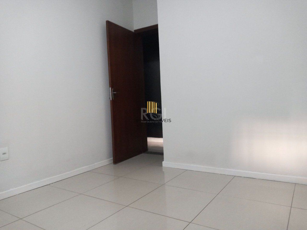 Casa Condominio para Venda - 79.22m², 3 dormitórios, 2 vagas - Cristo Redentor