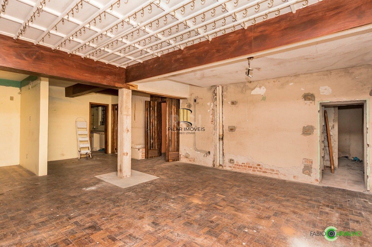 Casa para Venda - 307m², 4 dormitórios, sendo 2 suites, 3 vagas - Higienópolis