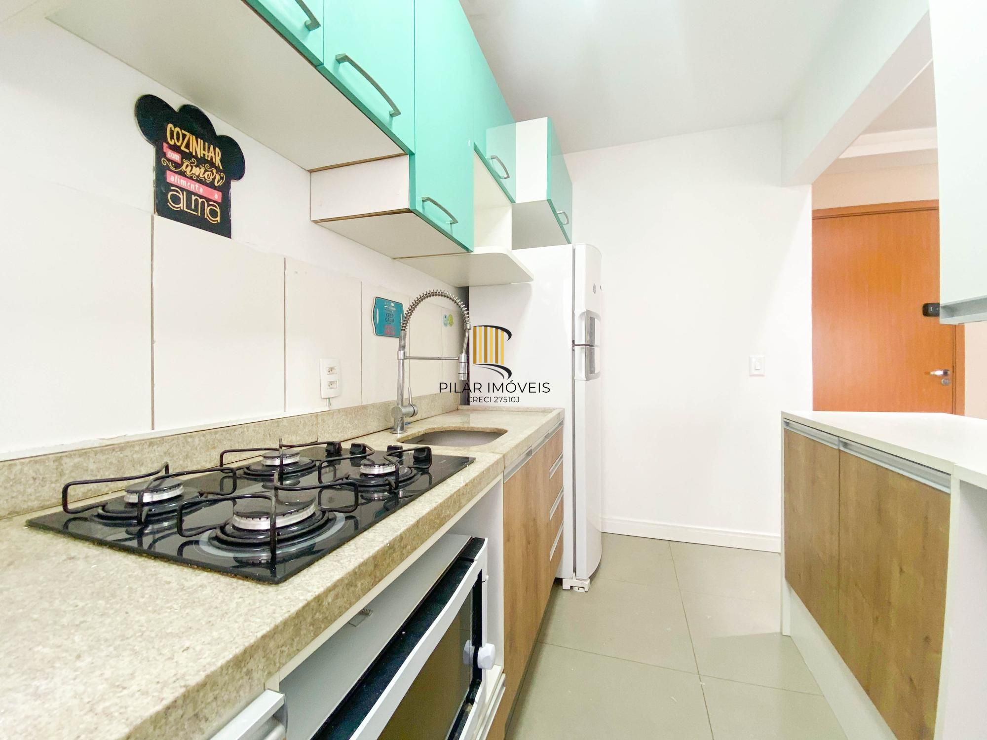 Apartamento de 2 quartos com sacada e churrasqueira com 1 vaga Porto Alegre