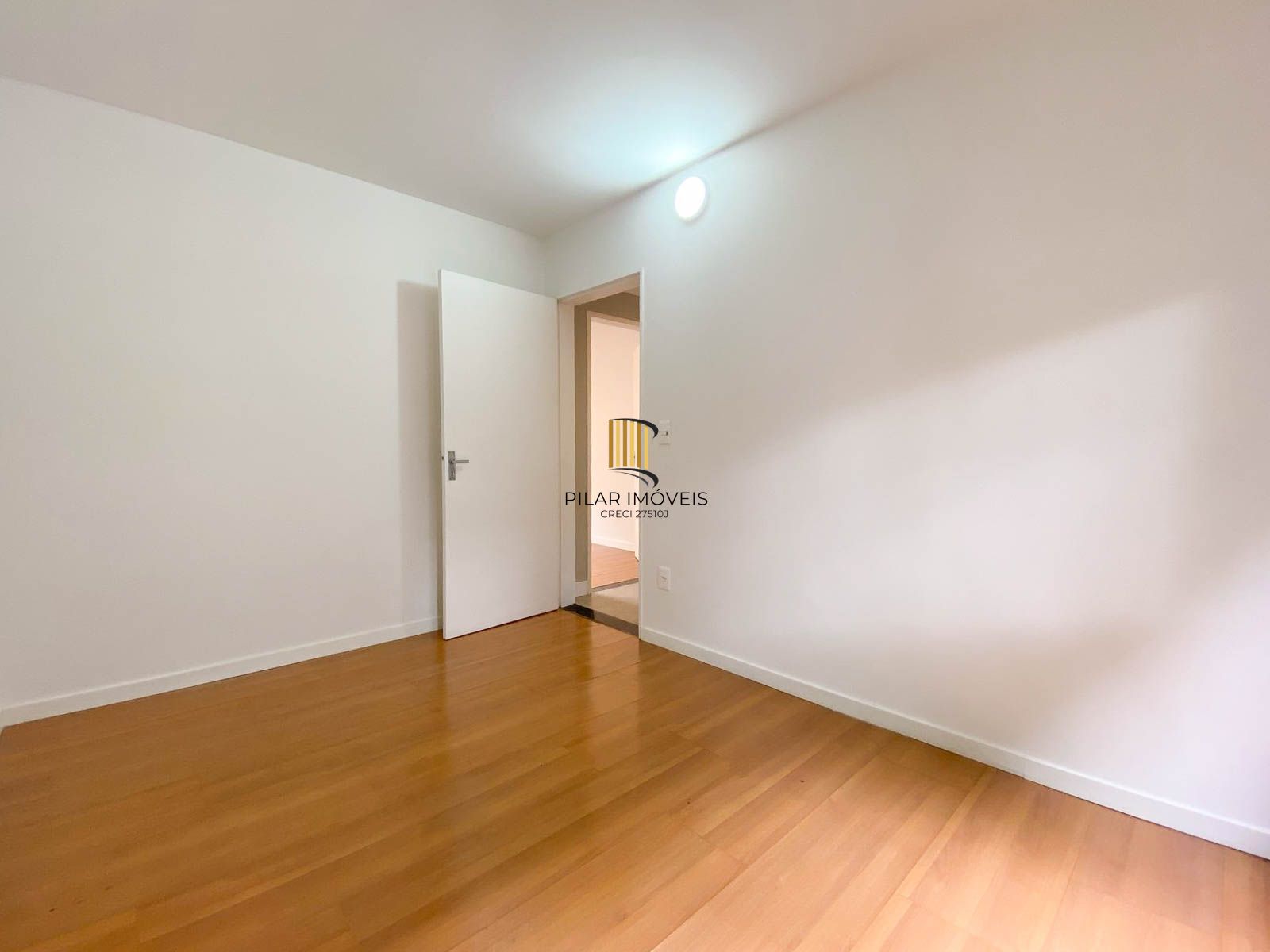 Apartamento / 2 Quartos / 1 Vaga / Jardim Carvalho / Porto Alegre / RS