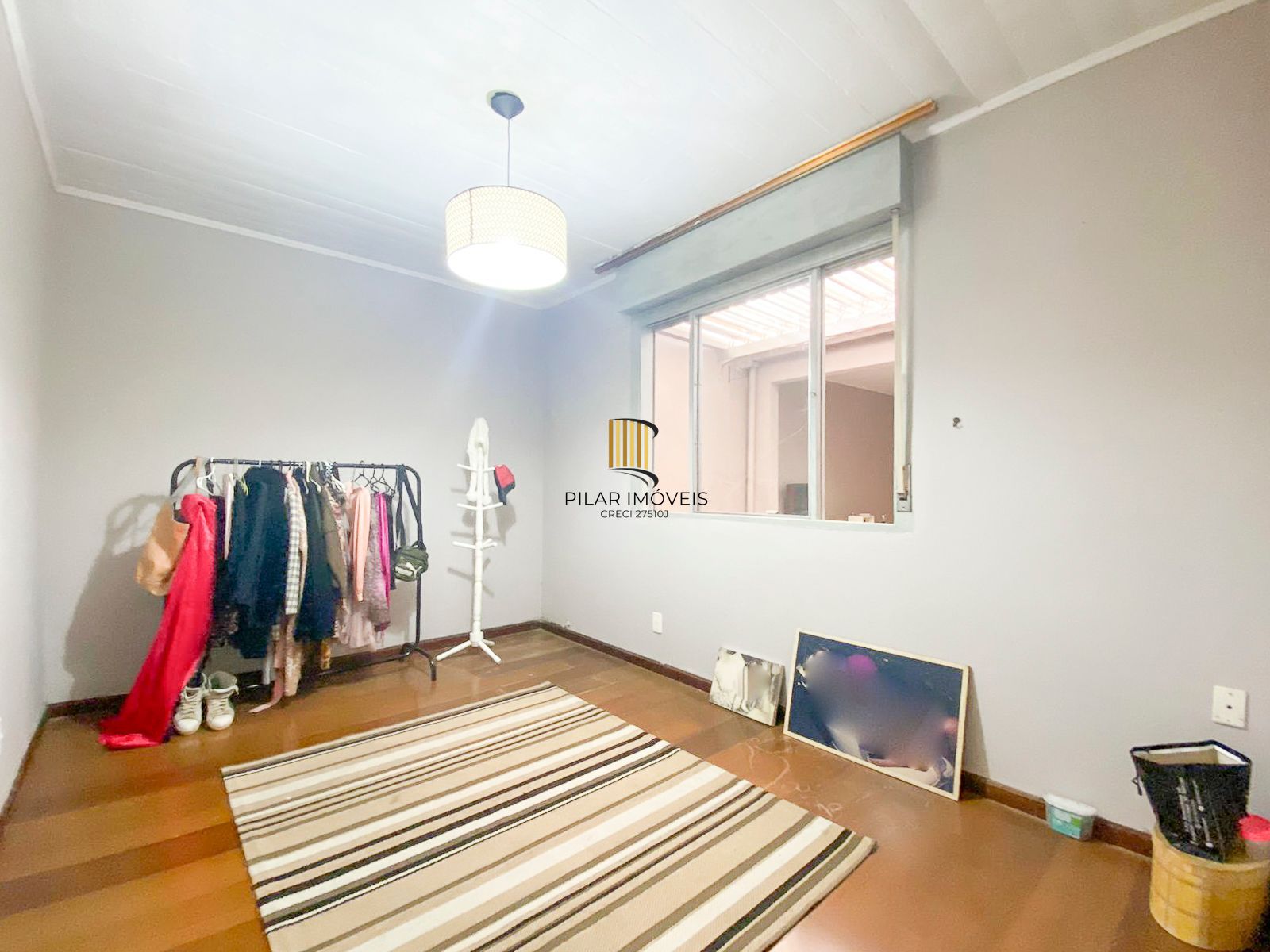 Casa / 4 Quartos / 1 Suíte / Churrasqueira / Jardim Itu Sabará / Porto Alegre / RS