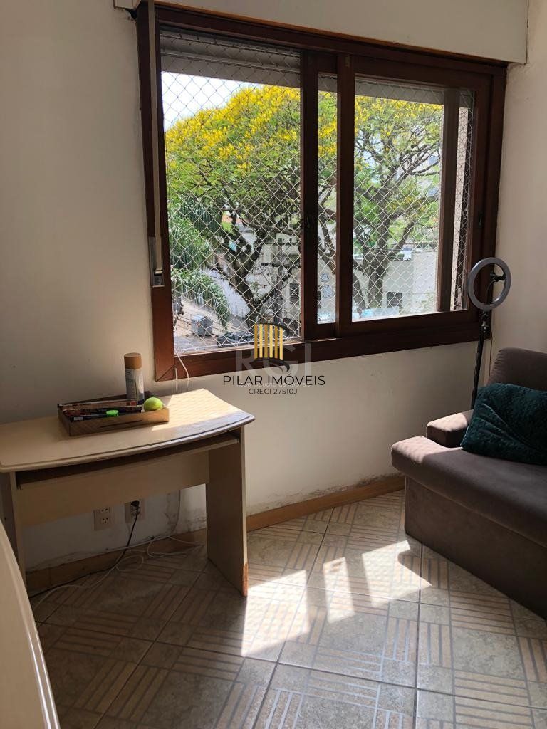 Cobertura para Venda - 100.94m², 3 dormitórios, sendo 1 suites, 2 vagas - Petrópolis