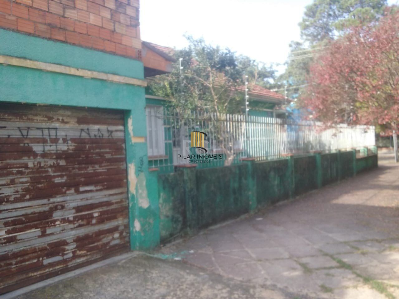 Casa para Venda - 200m², 3 dormitórios, 6 vagas - São Geraldo