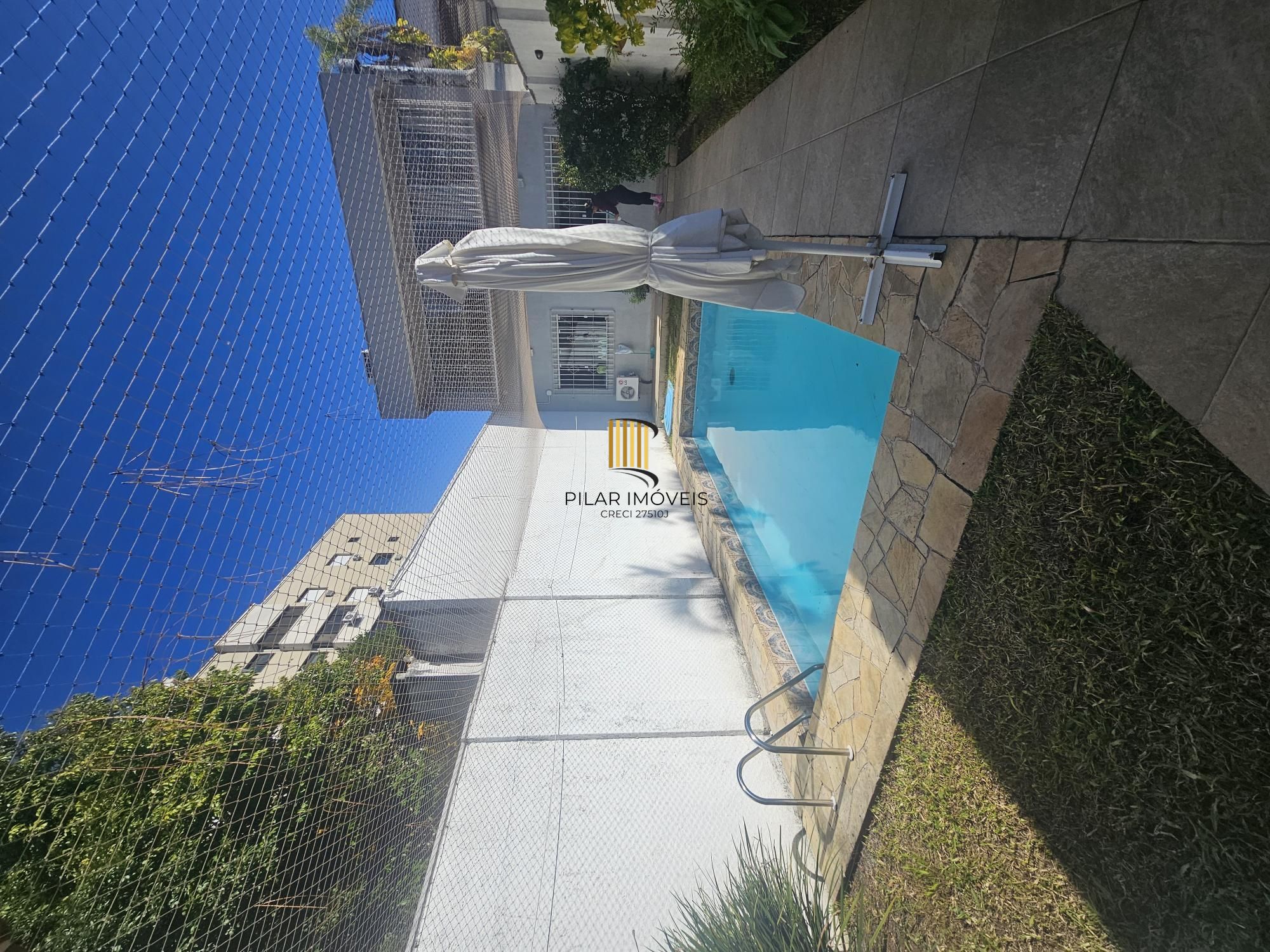 Casa 4 dormitórios no bairro São João
