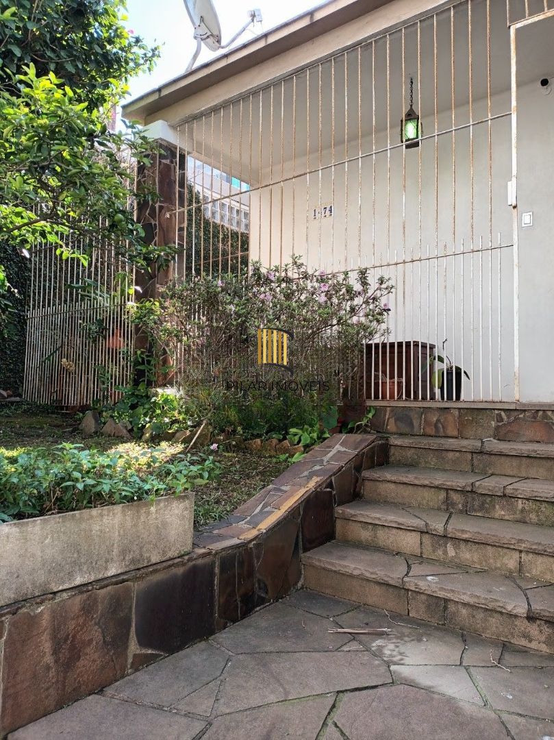 Casa a venda Bairro Higienópolis / 2 dorm / 2 vagas