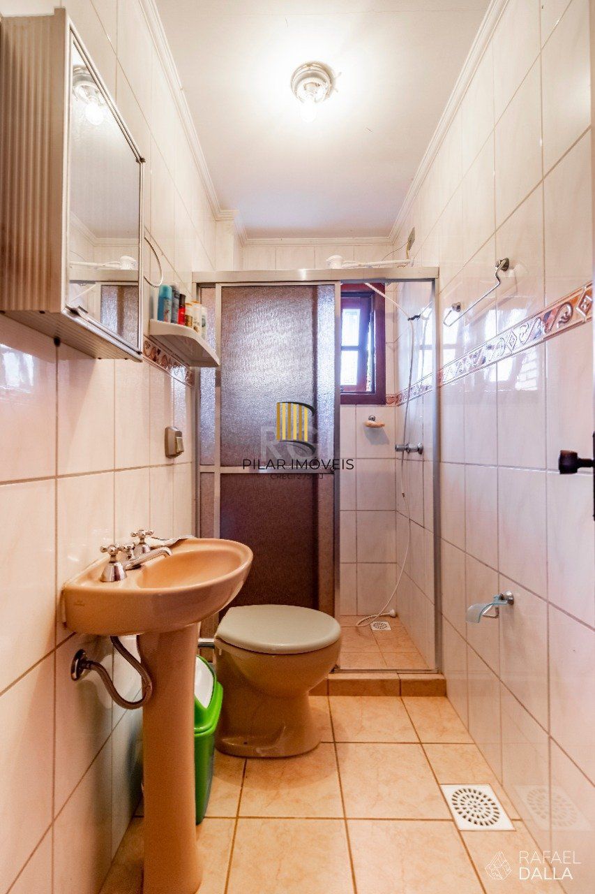 Casa para Venda - 574m², 3 dormitórios, sendo 2 suites, 8 vagas - Jardim Planalto