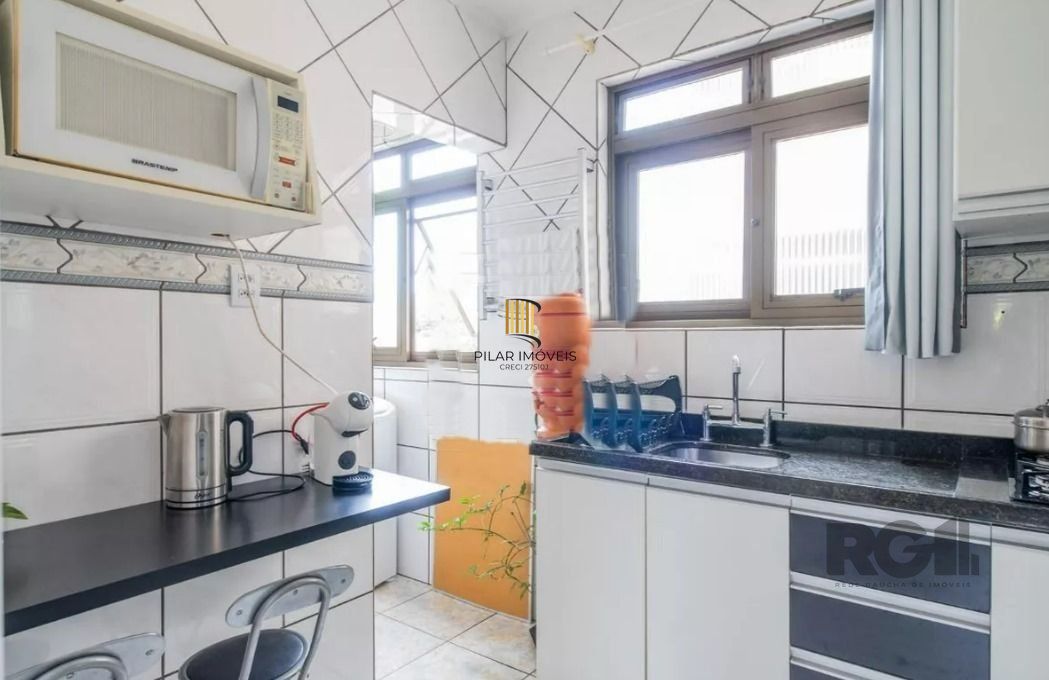 Apartamento Semimobiliado 1 Dormitório e 1 Vaga