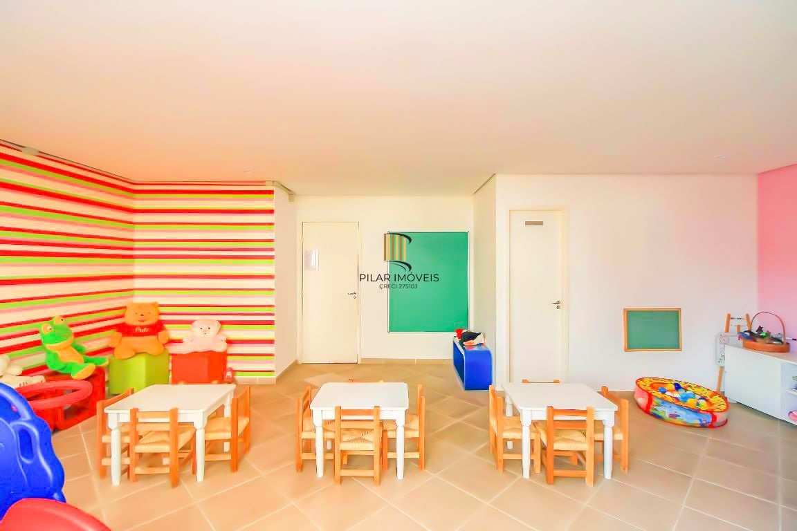 Apartamento / 2 Dormitórios / 1 Vaga / Semi mobiliado / Jardim Itu / Porto Alegre / RS