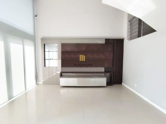 Casa 3 Quartos sendo 1 Suíte