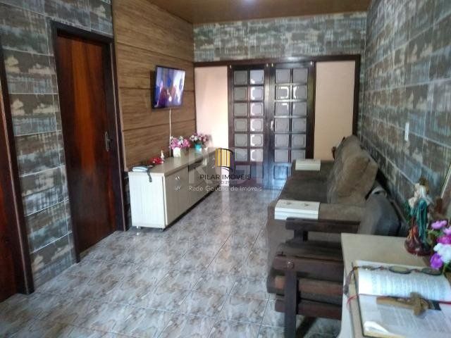 Casa para Venda - 300m², 4 dormitórios, 3 vagas - Sarandi