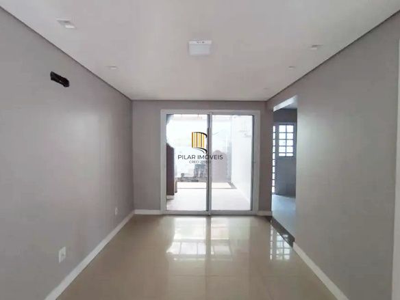 Casa 3 Quartos sendo 1 Suíte