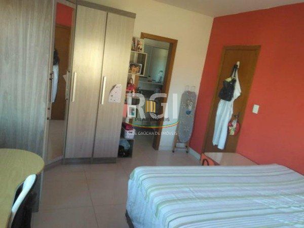 Casa para Venda - 100m², 3 dormitórios, sendo 1 suites, 2 vagas - Hípica