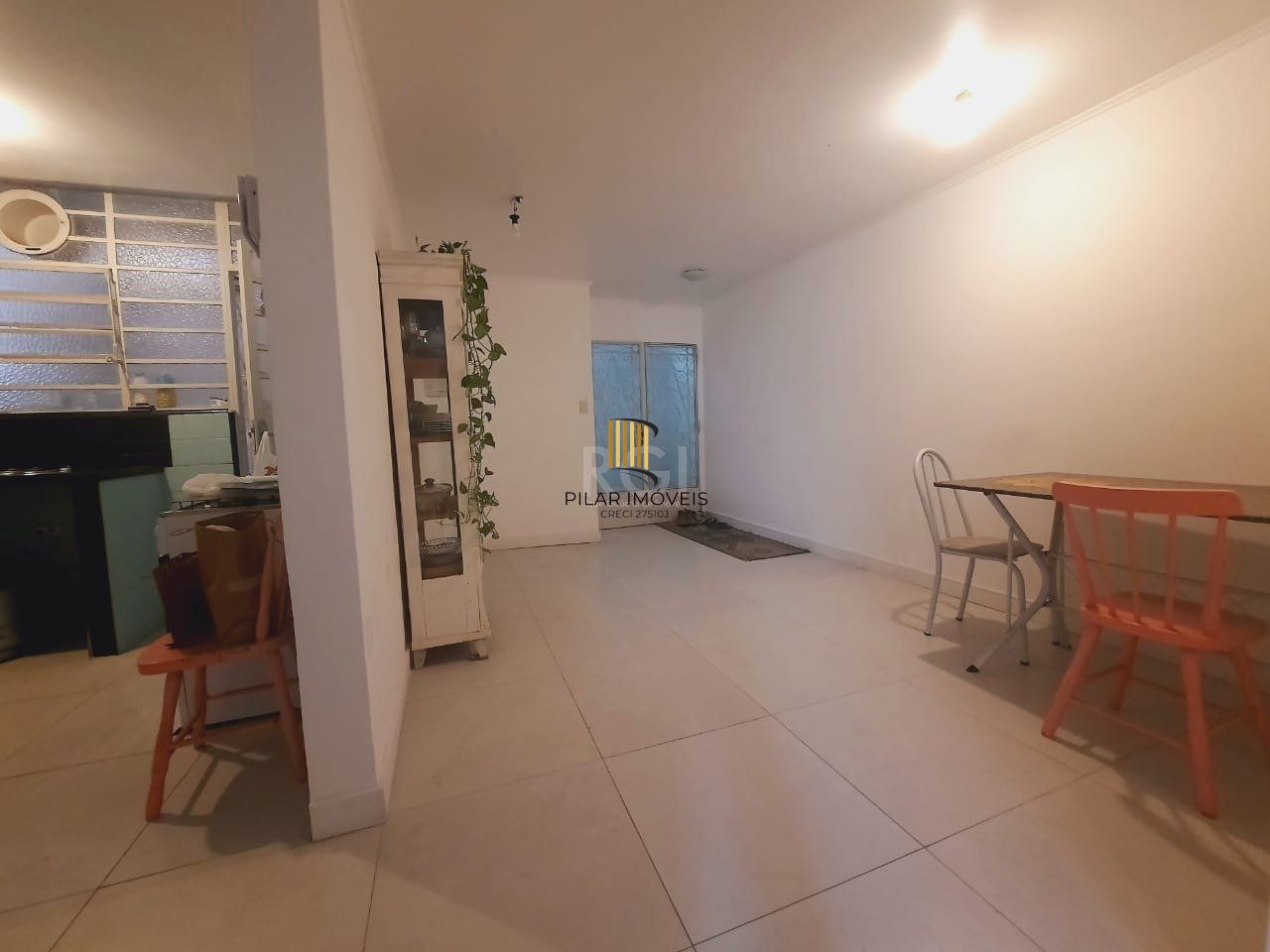 Apartamento para Venda - 107m², 2 dormitórios, sendo 1 suites, 1 vaga - Floresta