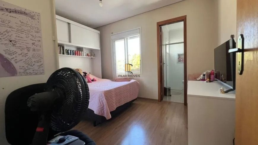 Casa a venda no bairro São José com 2 quartos / 2 suítes / 3 banheiros