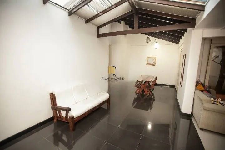 Casa 5 Suítes/ Três Figueiras