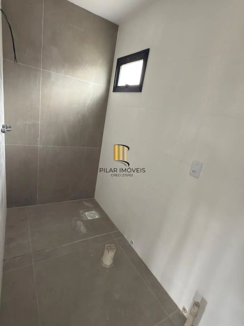 Apartamento a venda / 3 Dormitórios