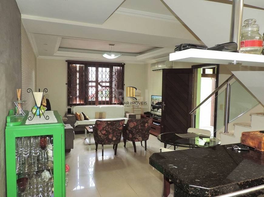 Casa para Venda - 229m², 3 dormitórios, sendo 1 suites, 1 vaga - São Geraldo