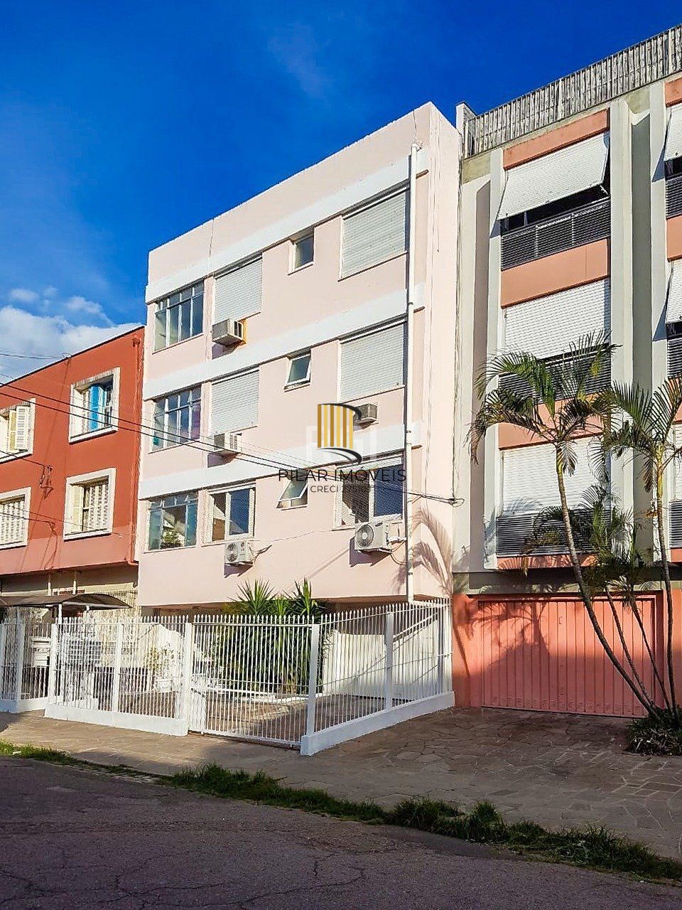 Apartamento para Venda - 42m², 1 dormitório, 1 vaga - Cidade Baixa